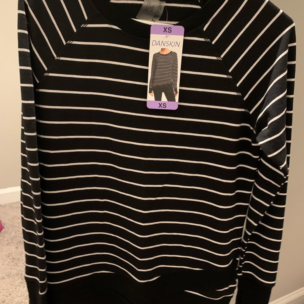 XS Danskin Tunic